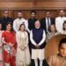 Kangana’s reaction after the Kapoor family met the PM: કપૂર પરિવાર પીએમ મોદીને મળતાં કંગનાનું રિએક્શન,બોલિવૂડને ‘અનાથ’ ગણાવતા કહ્યું ‘તેમની પાસે માર્ગદર્શન નથી’
