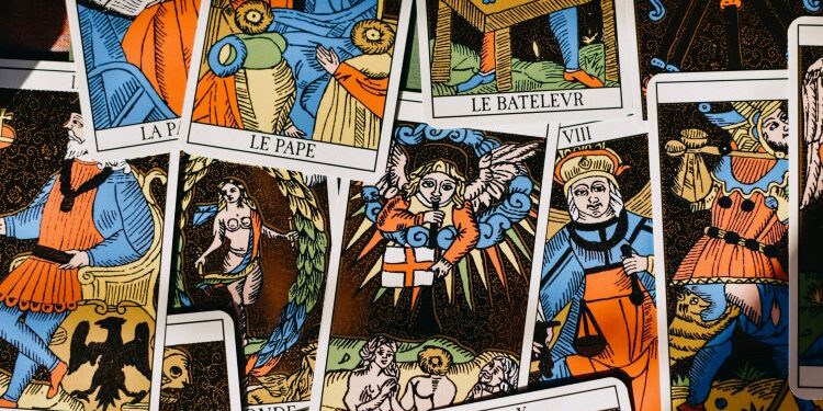 What does the tarot card say about this week?: મેષ રાશીના લોકો આ વિકમાં ખર્ચ ઉપર અંકુશ મુકે