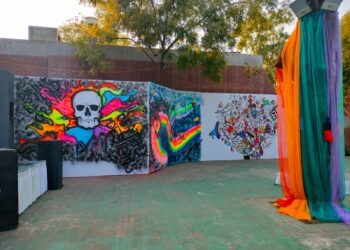 art show at huthesing visual art center: હઠીસિંહ વિઝ્યુઅલ આર્ટ સેન્ટર ખાતે heART 5.0’આર્ટ શોમાં ઇન્ટરેક્ટિવ આર્ટ ઝોન, પેઇન્ટિંગ અને ઈન્સ્ટોલેશન્સ રજુ થયાં