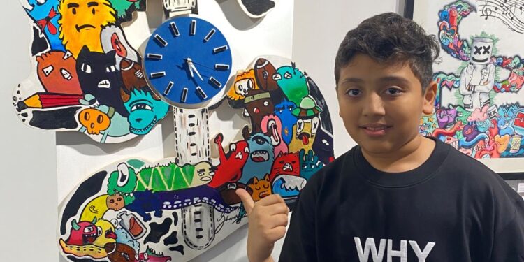 An 11-year-old boy’s doodle art show at Samara Art Gallery 11 વર્ષનો આ સ્કુલ બોય ડૂડલ આર્ટ થકી  વિચિત્ર થીમ્સ, જટિલ લાઈનવર્ક અને લાગણીઓનું કેલિડોસ્કેપ કરે છે