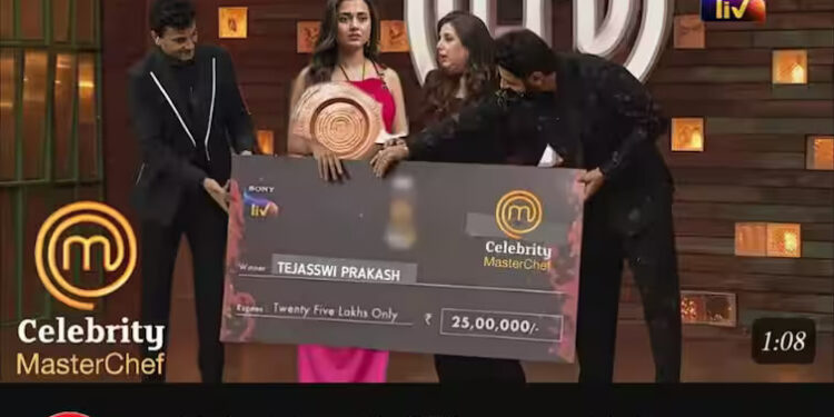 Tejaswi Prakash’s viral video: શું ‘સેલિબ્રિટી માસ્ટરશેફ’નાં વિજેતા તેજસ્વી પ્રકાશ છે?, ફિનાલેનો ફોટો વાયરલ, શું છે સત્ય?