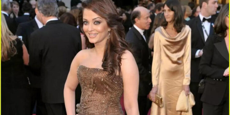 When Aishwarya Rai ruled the Oscars’ red carpet with Abhishek Bachchan: જ્યારે ઐશ્વર્યા રાયે અભિષેક બચ્ચન સાથે ઓસ્કરની રેડ કાર્પેટ પર રાજ કર્યું હતું