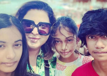 Farah Khan reveals: ફરાહ ખાને કર્યો ખુલાસો, 17 વર્ષની દીકરીઓએ ક્યારેય મેકઅપનો ઉપયોગ નથી કર્યો, ક્લબમાં ન જશોઃ હું એક સ્ટ્રીક્ટ મોમ છું