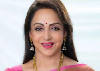 Hema Malini encourages Esha Deol to embrace love again after divorce from Bharat Takhtani: ‘Romance should never die out’: ભરત તખ્તાનીથી છૂટાછેડા પછી હેમા માલિનીએ એશા દેઓલને ફરીથી પ્રેમ સ્વીકારવા માટે પ્રોત્સાહિત કરતાં કહ્યું ‘રોમાંસ ક્યારેય લુપ્ત ન થવો જોઈએ’