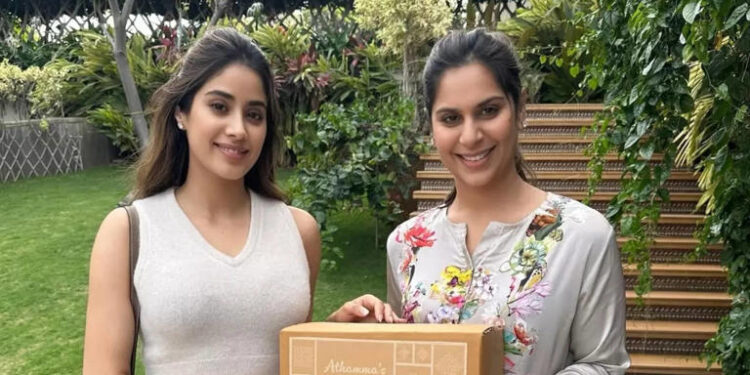 Janhvi Kapoor receives a unique gift from Ram Charan’s wife Upasana Konidela during ‘RC 16’ shoot: ‘RC 16’ ના શૂટિંગ દરમિયાન રામ ચરણની પત્ની ઉપાસના કોનિડેલા તરફથી જાહ્નવી કપૂરને એક અનોખી ભેટ મળી