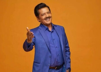 Udit Ki Pappi Toh Nahi: Singer Mocks His Viral Video, Addresses Kissing Controversy: ઉદિત કી પપ્પી તો નહીં, ગાયકે પોતાના વાયરલ વીડિયોની મજાક ઉડાવી, ચુંબન વિવાદની વાત કરી