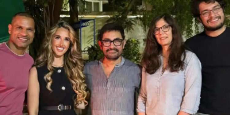 Aamir Khan-Gauri Spratt Go On ‘Double Date’ With Shikhar Dhawan-Sophie Shine; Actor’s Son Junaid Joins Them: આમિર ખાન-ગૌરી સ્પ્રેટ શિખર ધવન-સોફી શાઇન સાથે ‘ડબલ ડેટ’ પર ગયા; અભિનેતાનો પુત્ર જુનૈદ તેમની સાથે જોડાયો