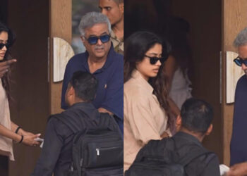 Janhvi Kapoor Looks Chic In Casuals, Gets Papped With Father Boney Kapoor At Airport: જાહ્નવી કપૂર કેઝ્યુઅલ પોશાકમાં સ્ટાઇલિશ લાગી રહી છે, એરપોર્ટ પર પિતા બોની કપૂર સાથે જોવા મળી