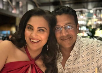 Lady in red’ Lara Dutta celebrates 47th birthday with Mahesh Bhupathi, daughter Saira and a red velvet cake: લેડી ઇન રેડ’ લારા દત્તાએ મહેશ ભૂપતિ, પુત્રી સાયરા સાથે 47મો બર્થડે સેલિબ્રેટ કર્યો
