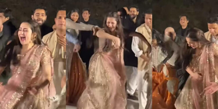 Pakistani Actress Hania Aamir Grooves To ‘Ding Dong Dole’ At Friend’s Wedding, Video Goes VIRAL: મિત્રના મેરેજમાં પાકિસ્તાની અભિનેત્રી હાનિયા આમિરે ‘ડિંગ ડોંગ ડોલે’ ગીત ગા્યું, વીડિયો વાયરલ