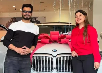 Avinash Dwivedi & Sambhavna Sheth buy a dream car: અવિનાશ દ્વિવેદીએ પોતાના શોની ભારે સફળતા બાદ પત્ની સંભવના શેઠની ‘ડ્રીમ કાર’ ખરીદી; લખે છે કે ‘જ્યારે મેં મારી જાત પર શંકા કરી ત્યારે પણ તમે મારામાં વિશ્વાસ કર્યો’