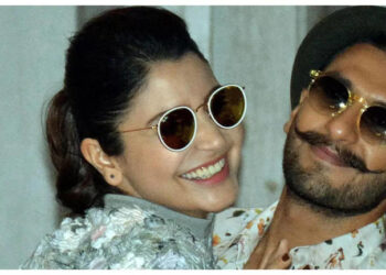 Anushka Sharma once admitted she found Ranveer Singh ‘attractive’ but denied romance rumors:  અનુષ્કા શર્માએ એક વખત સ્વીકાર્યું હતું કે તેને રણવીર સિંહ ‘આકર્ષક’ લાગ્યો હતો પરંતુ રોમાંસની અફવાઓને નકારી કાઢી હતી