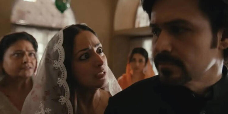 Emraan Hashmi Sees Haq Through ‘Lens Of Liberal Muslim, Secular Indian’: It Simply Holds Up A Mirror: ઇમરાન હાશ્મી ‘લિબરલ મુસ્લિમ, સેક્યુલર ભારતીય’ના લેન્સ દ્વારા હકને જુએ છે, તે ફક્ત એક અરીસો બતાવે છે