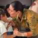 Mommy Kareena Kapoor pauses glam prep session to give Jeh a kiss: ‘My baby who just came back from school: મમ્મી કરીના કપૂરે જેહને કિસ કરવા માટે ગ્લેમ પ્રેપ સત્ર અટકાવ્યું: ‘મારું બાળક જે હમણાં જ સ્કૂલેથી પાછું આવ્યું છે…’