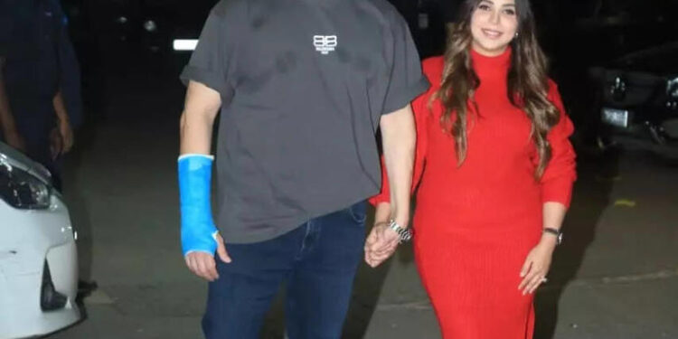 Arbaaz Khan and Sshura Khan celebrate second wedding anniversary as Salman Khan, Salim Khan and family gather at Sohail Khan’s home: અરબાઝ અને શુરા ખાને મેરેજ એનિવર્સરી સેલિબ્રેટ કરી, સલમાન ખાન, સલીમ ખાન અને પરિવાર સોહેલ ખાનના ઘરે ભેગો થયો