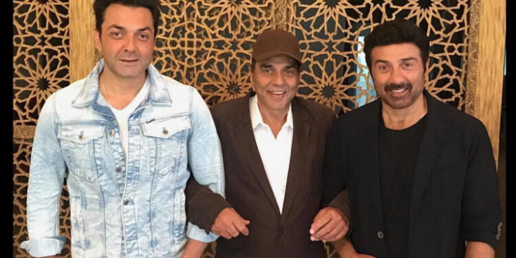Dharmendra gifted his ancestral property worth Rs 5 crore to this person, not his children Sunny Deol and Bobby Deol: ધર્મેન્દ્રએ પોતાના બાળકો સની દેઓલ અને બોબી દેઓલને નહીં, પણ આ વ્યક્તિને પોતાની 5 કરોડ રૂપિયાની પૈતૃક મિલકત ભેટમાં આપી હતી