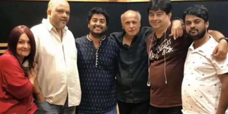 Mahesh Bhatt recalls Arijit Singh recording Tum Hi Ho for Aashiqui 2 after his retirement; ‘A shy, self-effacing young man: મહેશ ભટ્ટે અરિજિતની નિવૃત્તિની જાહેરાત પછી આશિકી 2 માટે તુમ હી હો રેકોર્ડિંગને યાદ કરતાં કહ્યું તે ‘એક શરમાળ યુવાન