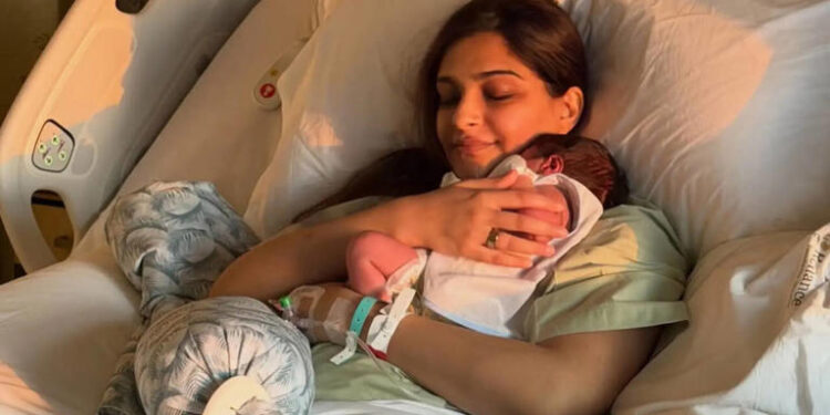 Sonam Kapoor shares newborn son’s first glimpse: Grateful beyond words: સોનમ કપૂરે ન્યુબોર્ન પુત્રની પહેલી ઝલક શેર કરી: શબ્દોમાં કહી શકાય નહીં એવો આભાર માન્યો