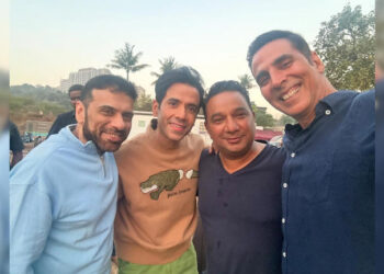 Tusshar Kapoor reacts to 50 vanity vans on Welcome to the Jungle set: “Is it justified?: તુષાર કપૂરની ‘વેલકમ ટુ ધ જંગલ’ના સેટ પર 50 વેનિટી વેન પર પ્રતિક્રિયા: શું આ વ્યાજબી છે?