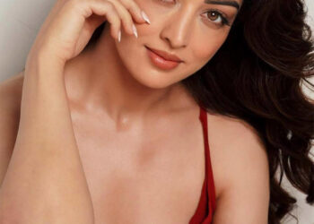 Exclusive: Sandeepa Dhar on Chumbak, working with Salman Khan and more: એક્ટ્રેસ સંદીપા ધરની ‘ચુંબક’ને લઈ  ખાસ મુલાકાત, સલમાન ખાન સાથે કામ કરવાનો અનુભવ અને ઘણું બધું